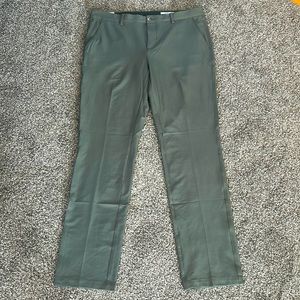 Greg Norman casual golf pants mossy green 36 X 34 New with Tags